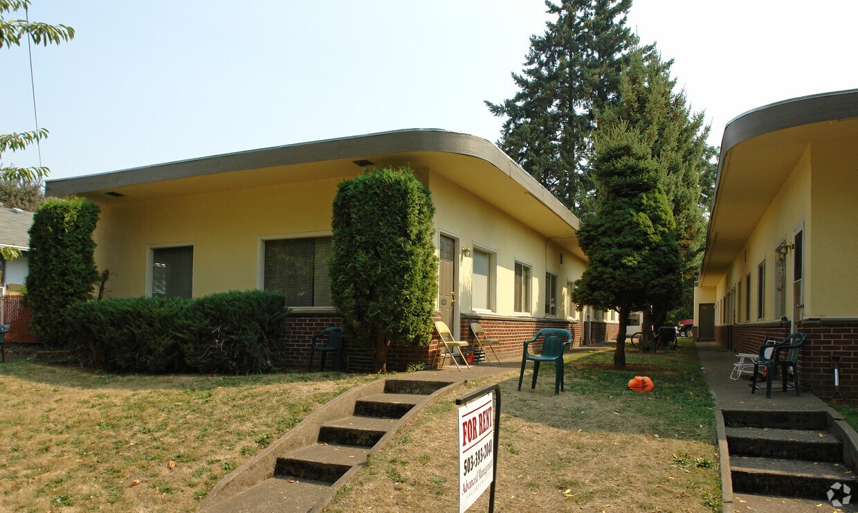 Foto del edificio - 810-828 14th St NE