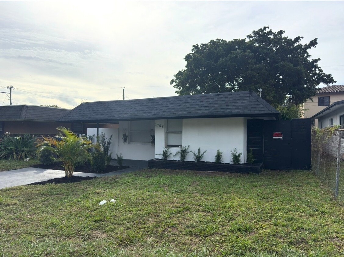 Photo - 1708 NW 7th St (Fort Lauderdale, FL)
