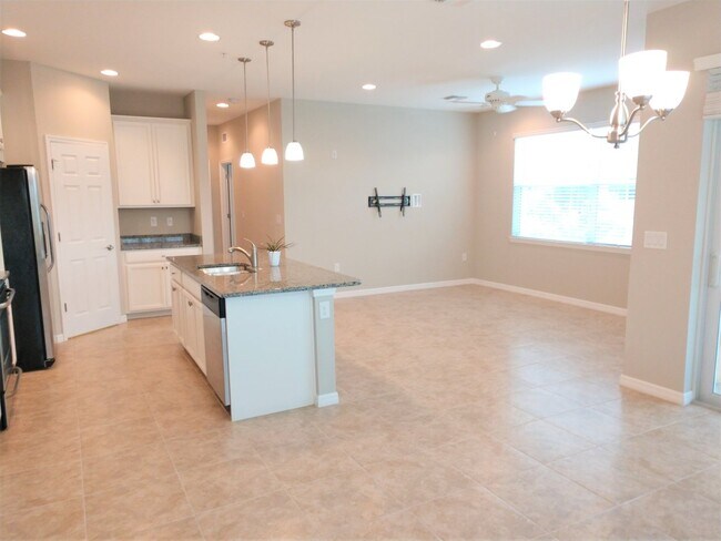 Foto del edificio - Impressive Annual Unfurnished Condo with C...