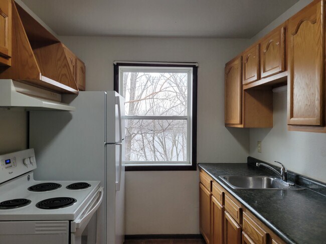 Foto del edificio - 2240 West Ave S