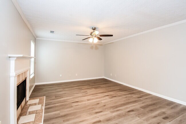 Foto del edificio - 3511 Hamilton Creek Trail NE