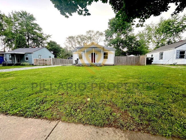 Foto del edificio - Newly Renovated, 2-Bedroom, 1-Bathroom Hom...