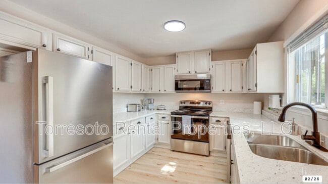 Building Photo - 5522 Allbrook