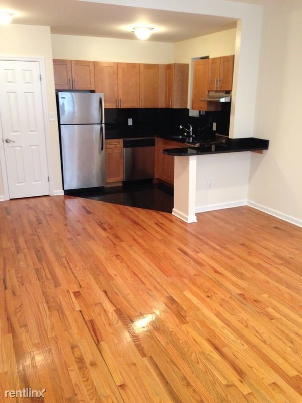 1 br, 1 bath - 302 W 105th St - 1 br, 1 bath  - 302 W 105th St