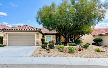 Building Photo - 2119 Gunnison Pl