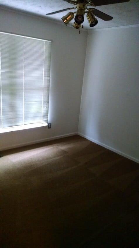 Building Photo - 2 bedroom Townhome available for rent - Ne...