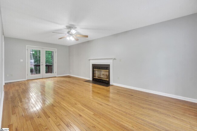 Building Photo - 21 Poplar Springs Dr