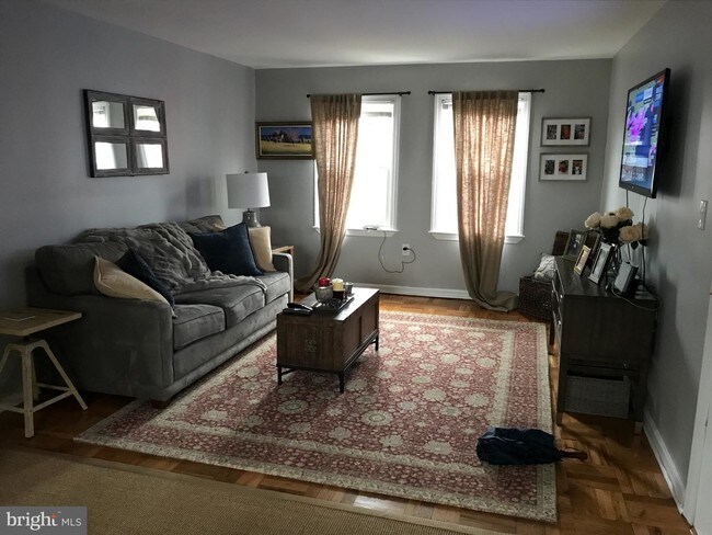Foto del edificio - 1402 Belle View Blvd