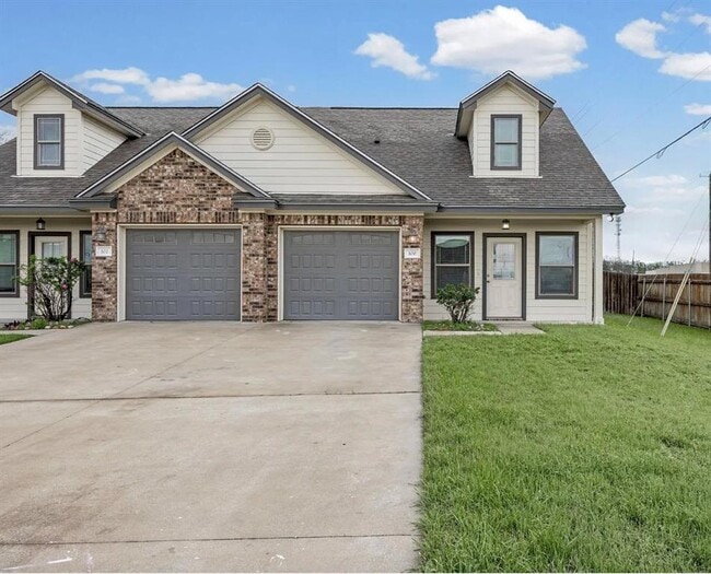 Building Photo - 101 Stockton Family Ct