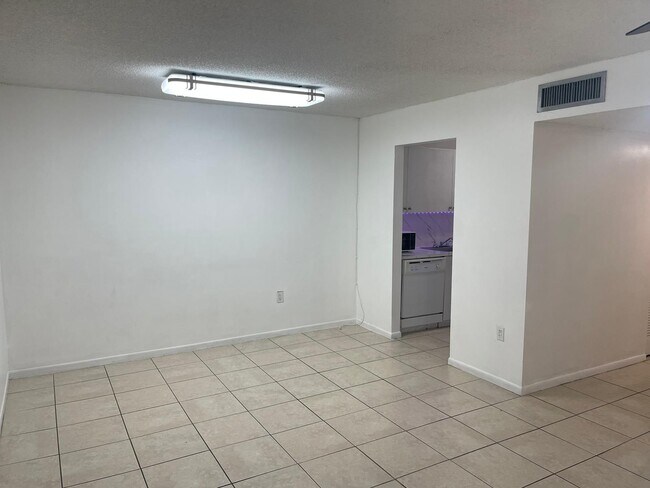 Building Photo - 15039 SW 71st Ln