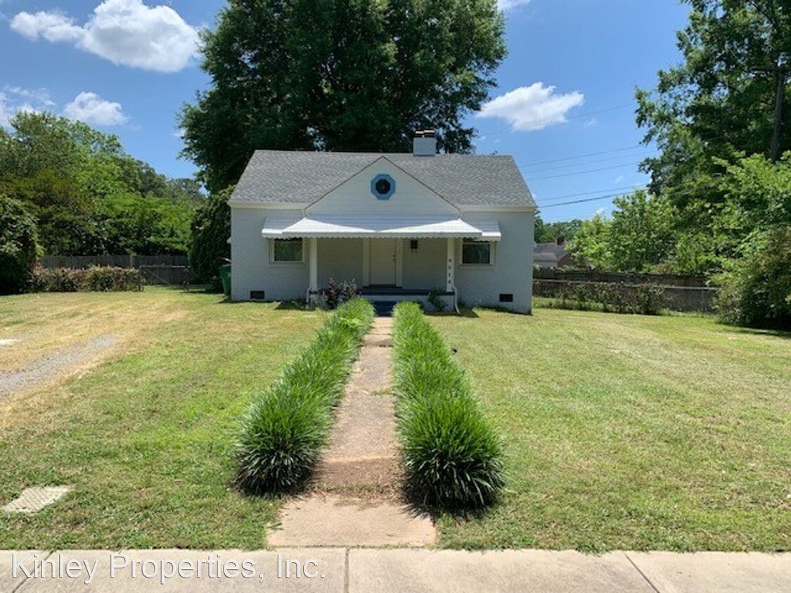 Primary Photo - 2 br, 1 bath House - 4015 Sarah Drive