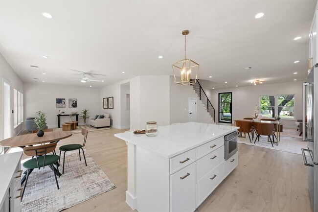 Foto del edificio - 13 Autumn Oaks Dr