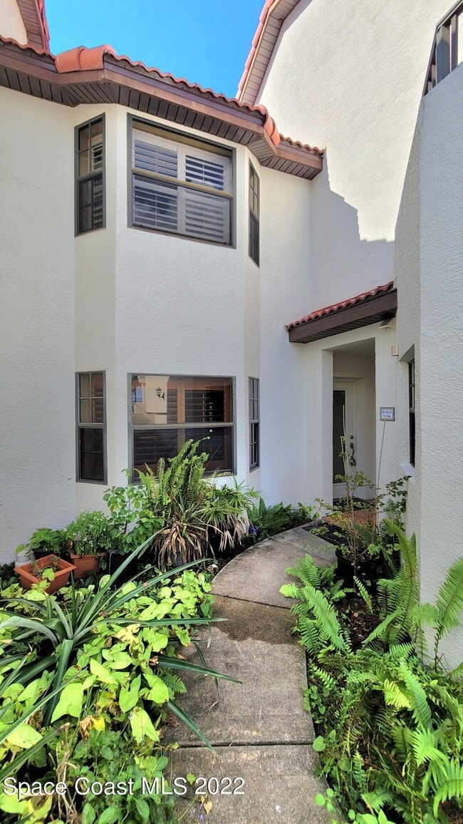 Building Photo - 2577 Sykes Creek Dr
