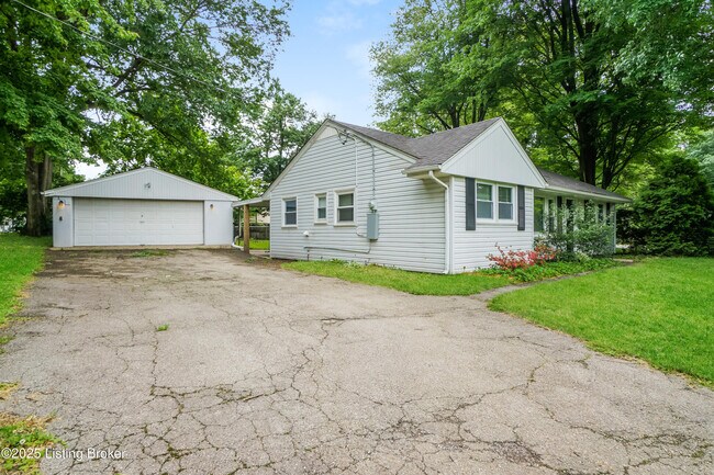 Foto del edificio - 9211 Aristides Dr