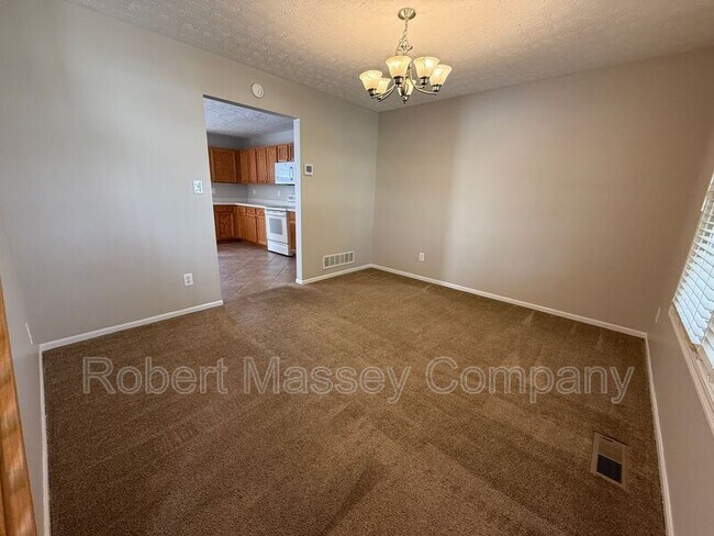 Building Photo - 6716 Bluffview Cir