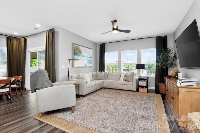 Foto del edificio - 4514 Bright Rd