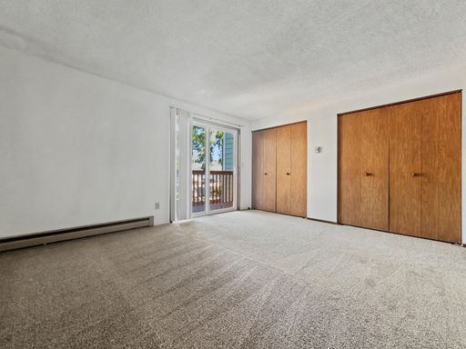 Foto del edificio - AVAILABLE FEBRUARY 1ST! Freshly Updated Kingsgate Home with Private Outdoor Space