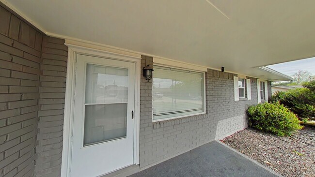 Foto del edificio - 409 NW 75th St