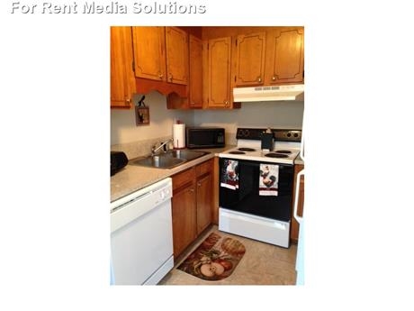 Cocina - West Meadows Apartments