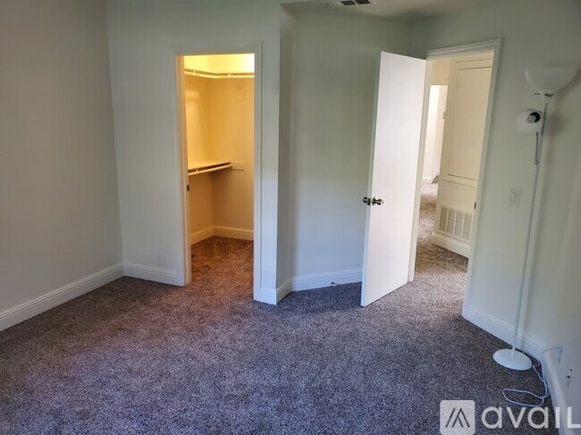 Foto del edificio - 5330 Silver Canyon Rd