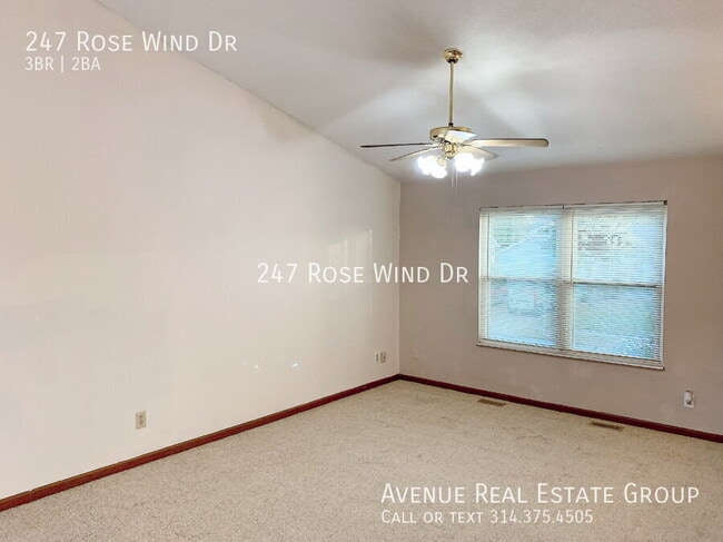 Building Photo - 247 Rosewind Dr