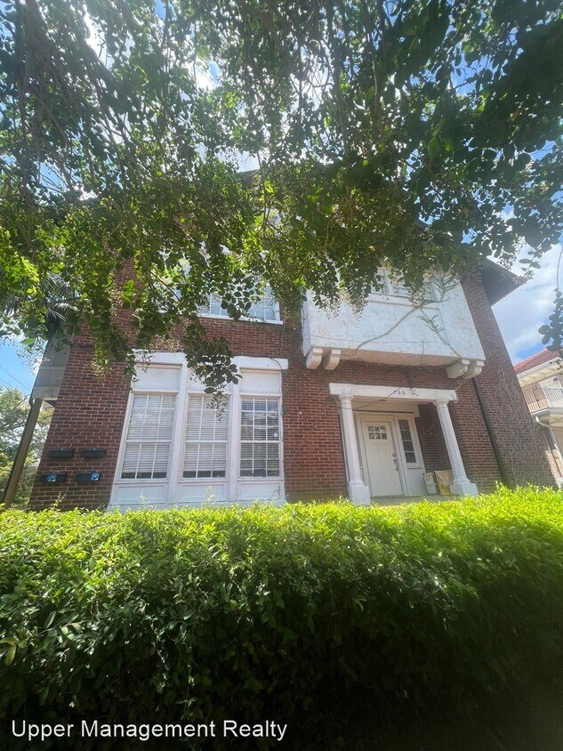 Primary Photo - 5 br, 2 bath Apartment - 700 Broadway Stre...