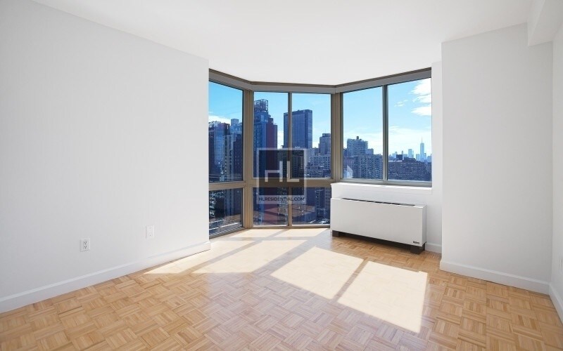 Primary Photo - 420 W 42nd St