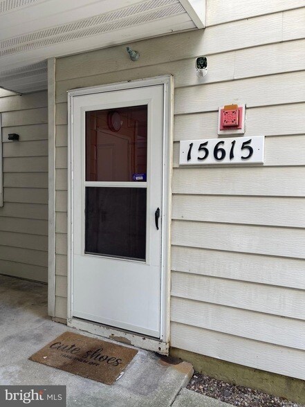 Foto del edificio - 15615 Easthaven Ct