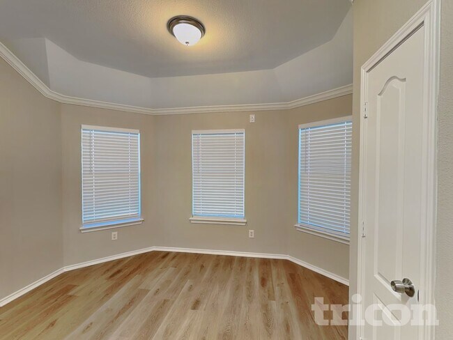 Foto del edificio - 223 Troy Ln