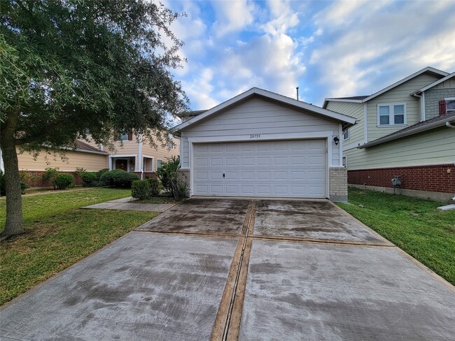 Building Photo - 20759 Cypress Crescent Ln