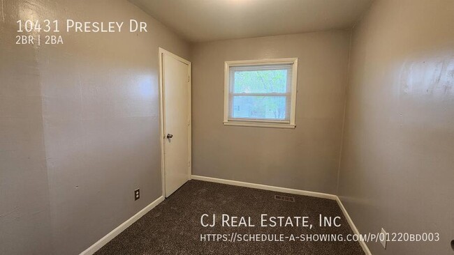 Foto del edificio - 10431 Presley Rd