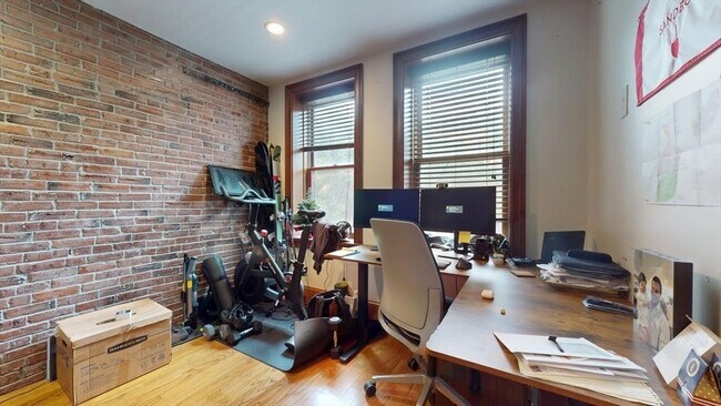 Foto del edificio - 661 Tremont St
