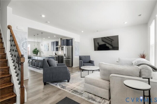 Foto del edificio - 12221 Dutch Elm Cir