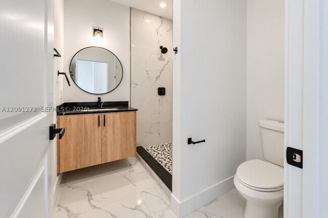 Foto del edificio - 348 SW 5th Ave