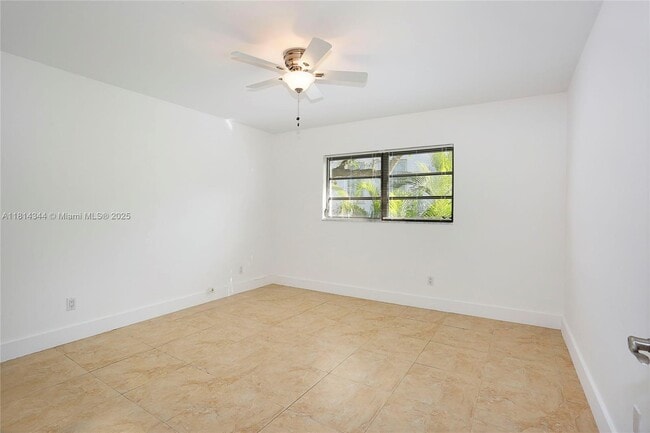 Building Photo - 1175 Campo Sano Ave