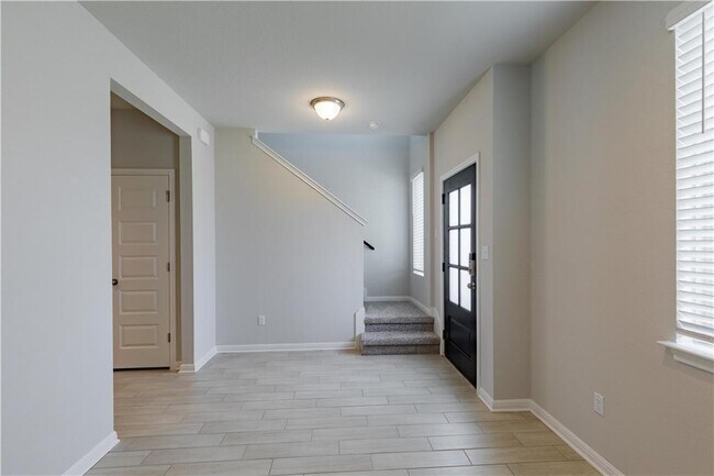 Foto del edificio - 2024 Pecan Island Dr