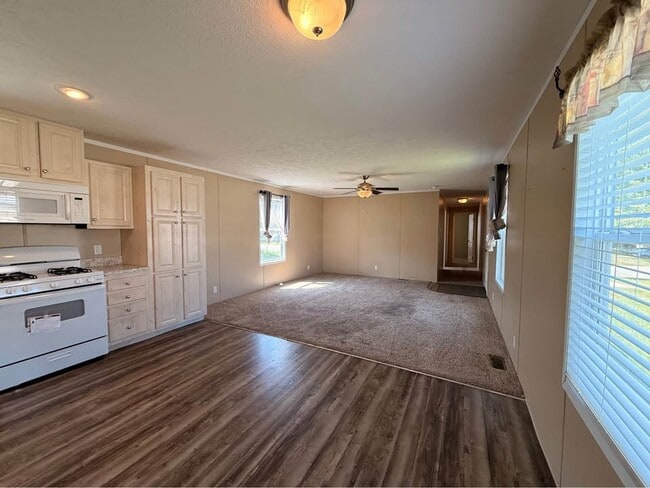 Building Photo - 52184 Norfolk Ln