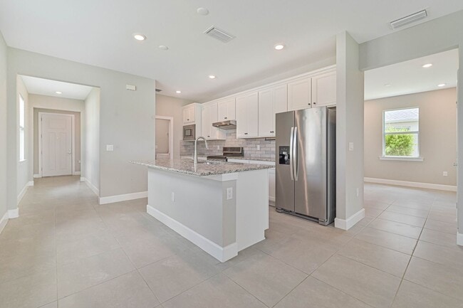 Building Photo - * Babcock Ranch ~ 3/2 Home ~ Move-In Ready!