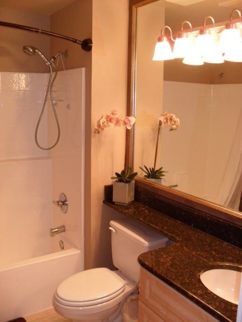 Foto del edificio - Meridian Luxury Top-Floor Condo with amazi...