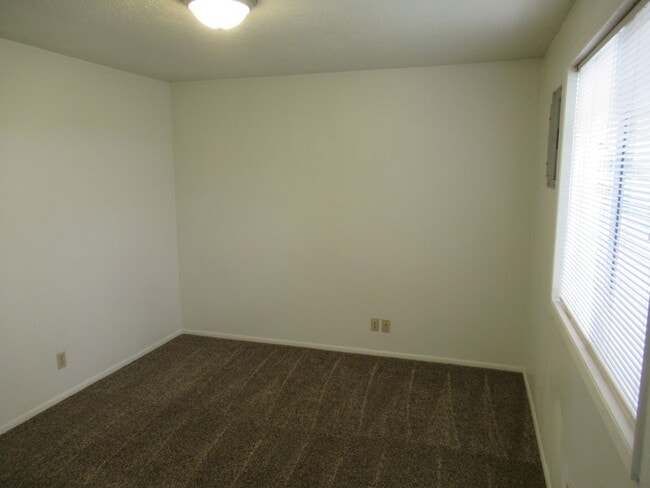 Building Photo - One Bedroom Apartment by Bush Park