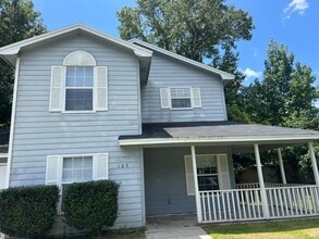 Building Photo - 105 Driftwood Ct