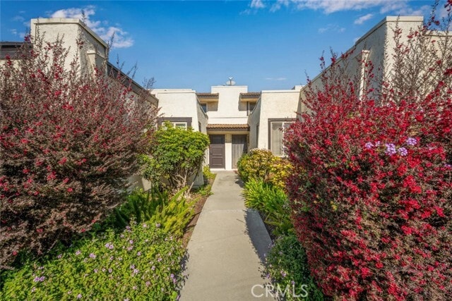 Foto del edificio - 5764 Laguna Way