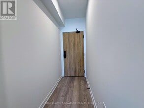 Building Photo - 1 Fairview Rd E