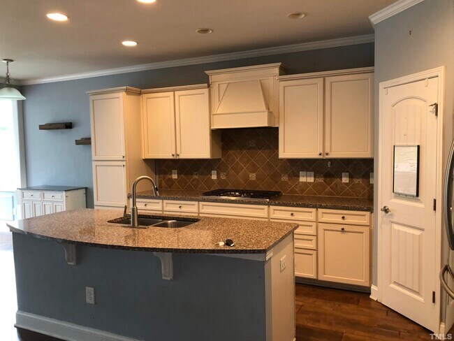 Building Photo - 1232 Stowage Dr