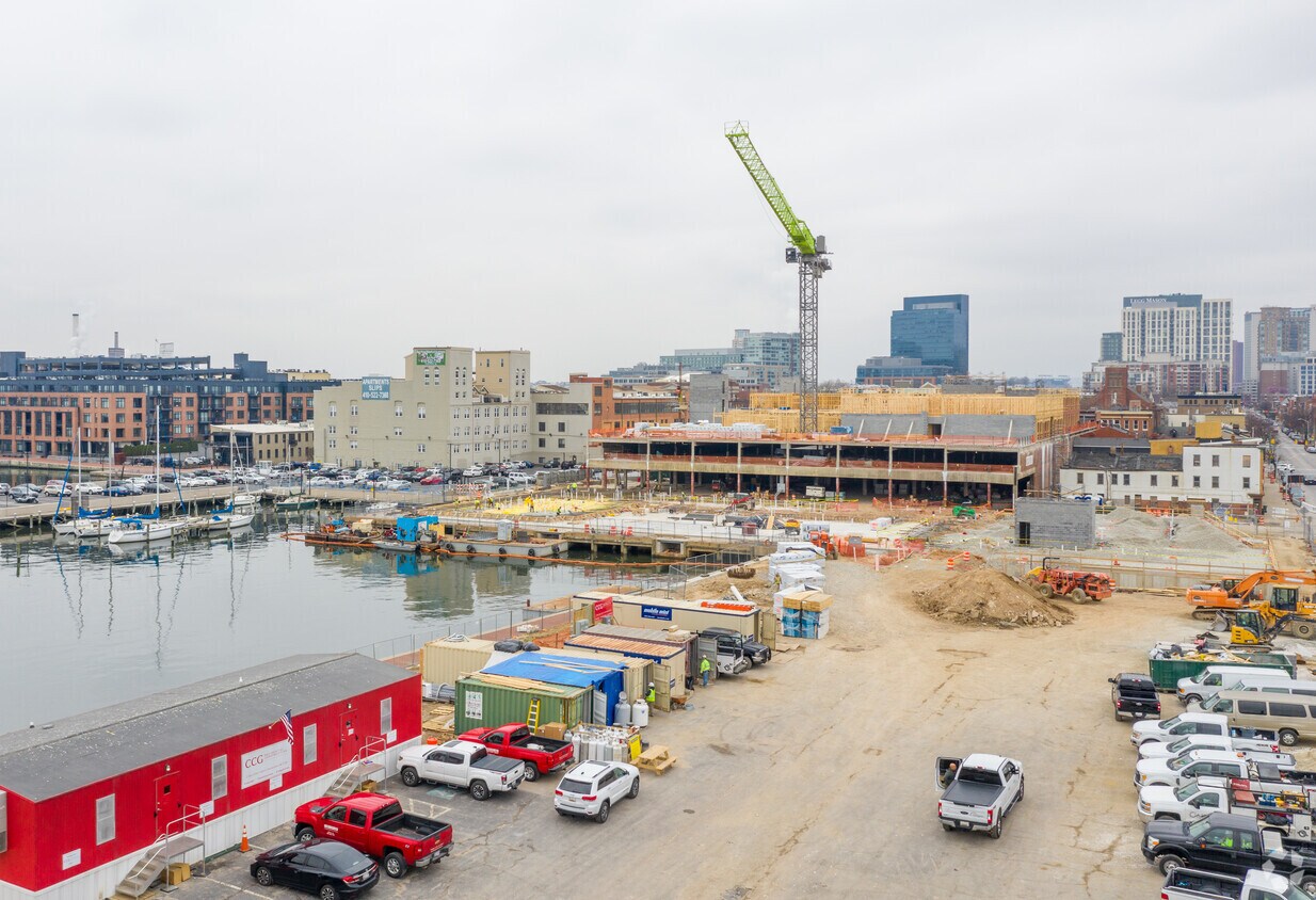 Elms Fells Point Apartments 2001 Aliceanna St Baltimore, MD