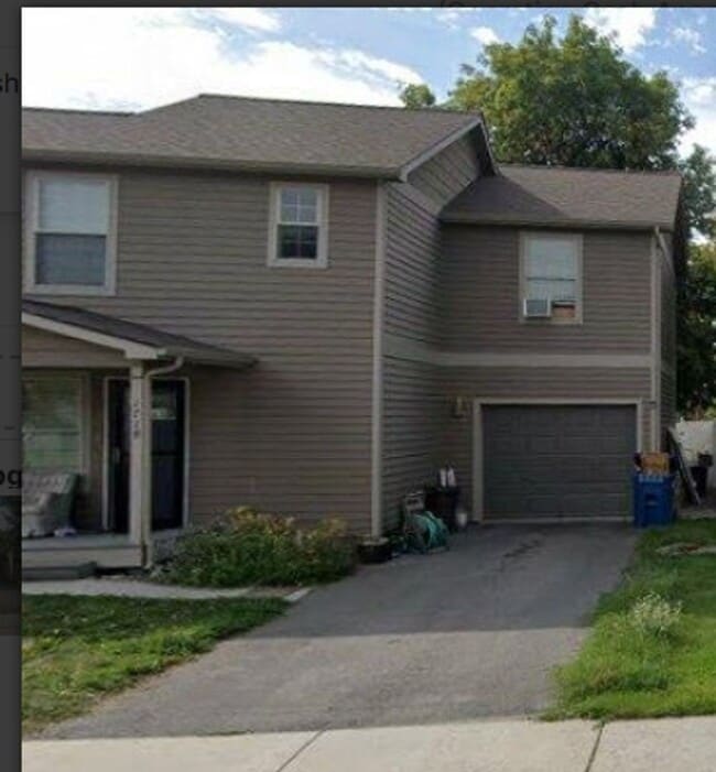 Building Photo - 1719 Montana St