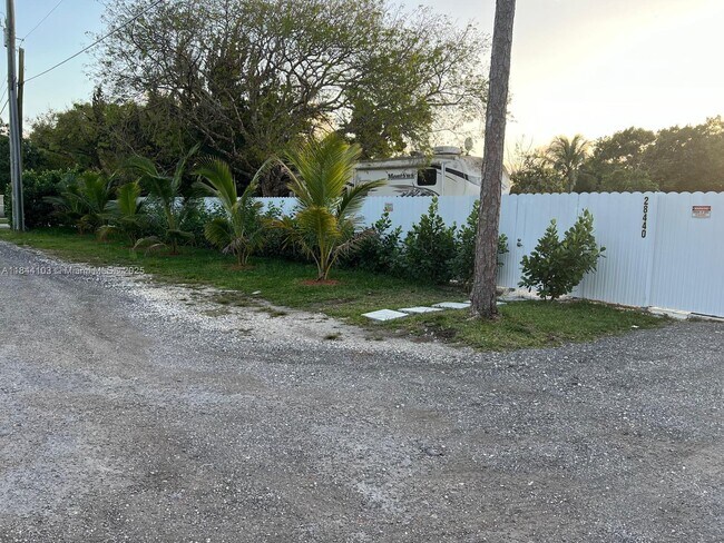 Foto del edificio - 28440 SW 192nd Ave