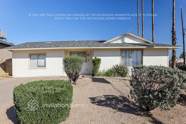 Building Photo - 3502 W Acoma Dr