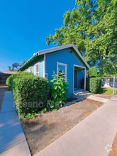 Building Photo - 436 N Effie St.