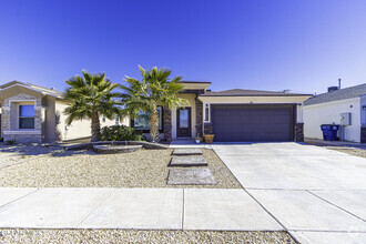 Building Photo - 12052 Mesquite Thorn Dr